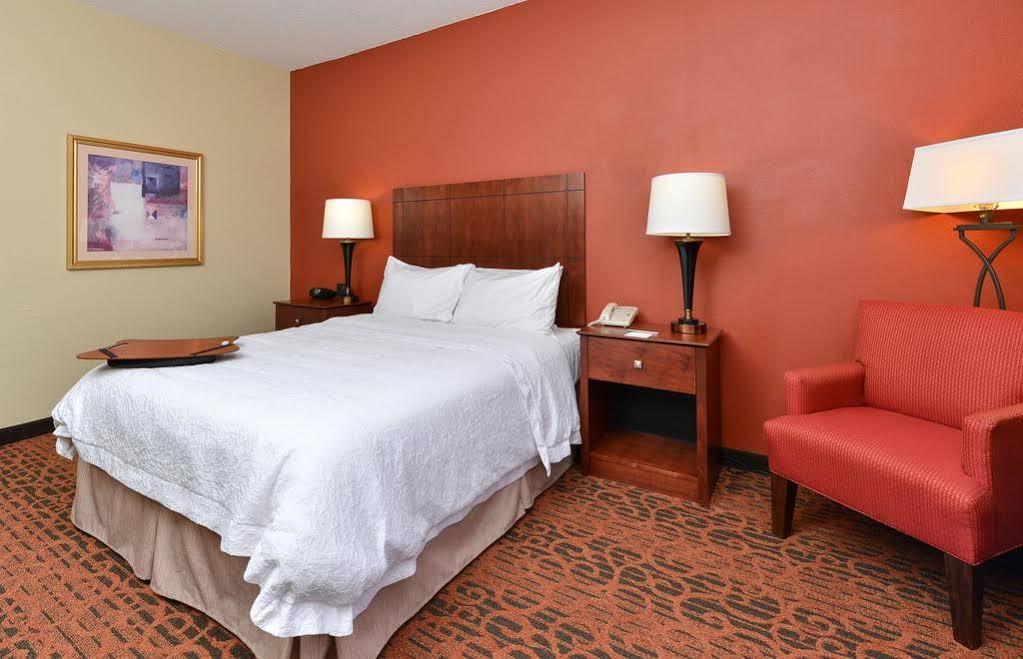 Hampton Inn Keokuk Exterior foto